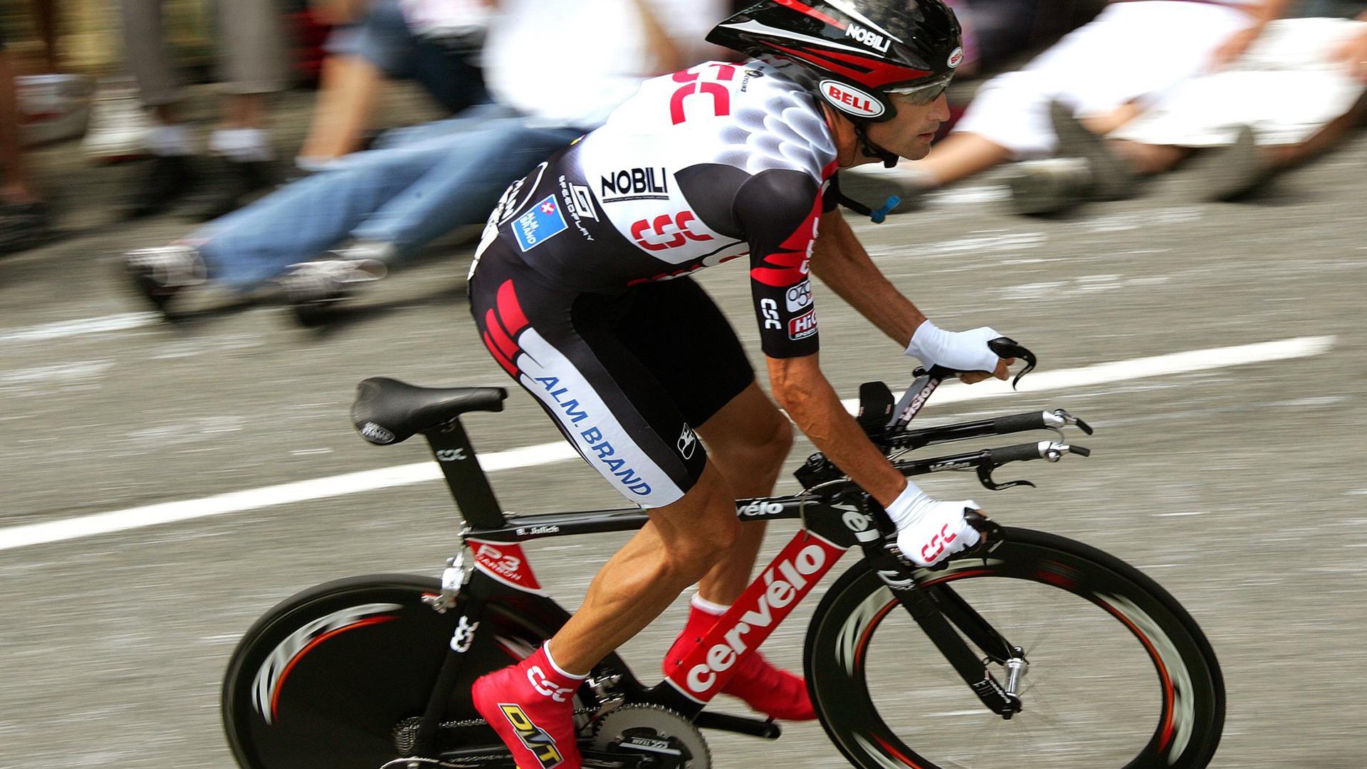 _水上漂流：在河流溪谷中进行的极限挑战_，水上漂流运动满足的条件