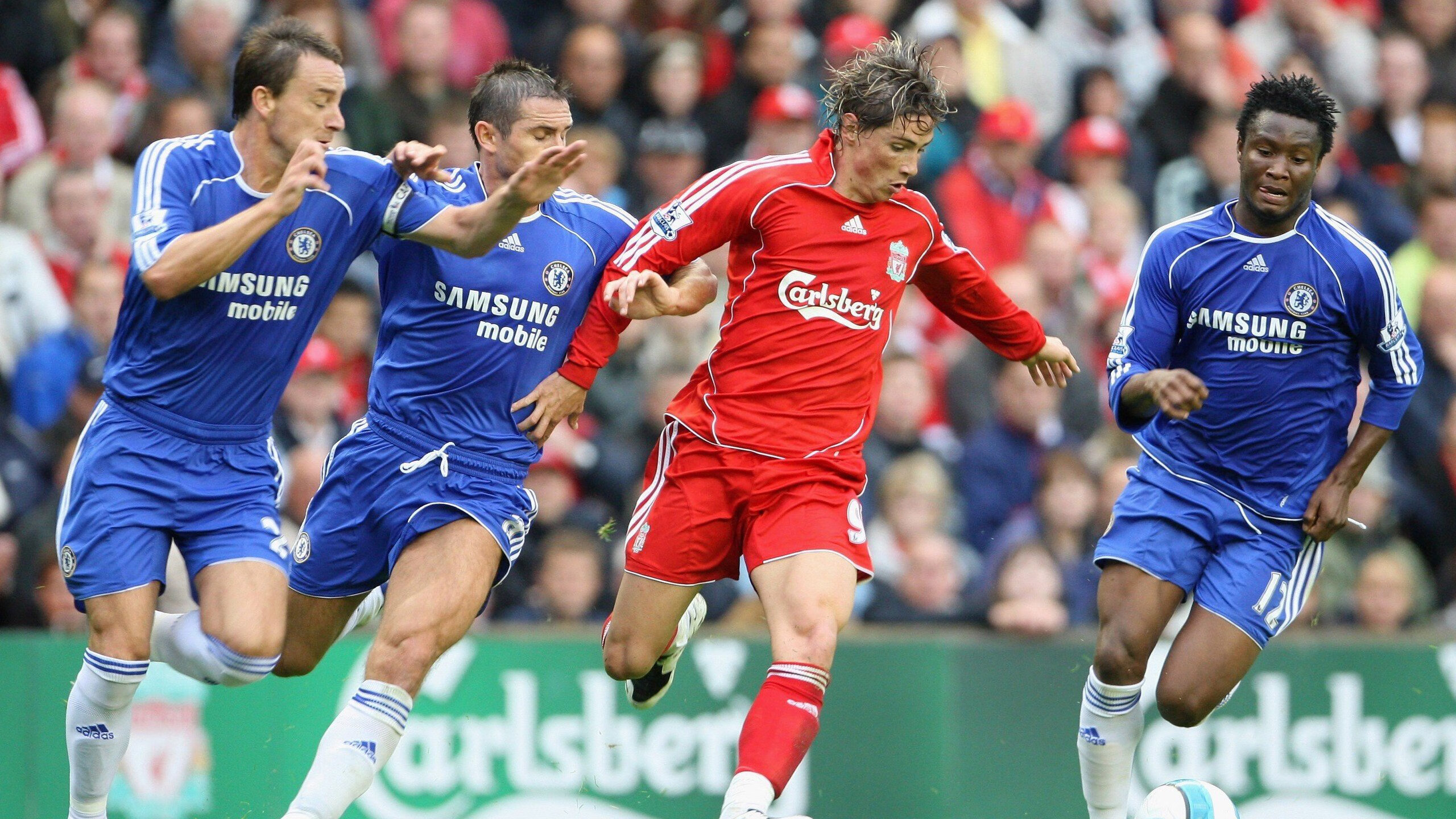 爱游戏体育-战术解析：不同球队的配置和变化背后，球队战术怎么设置